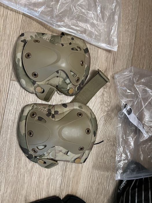 Наколінники тактичні