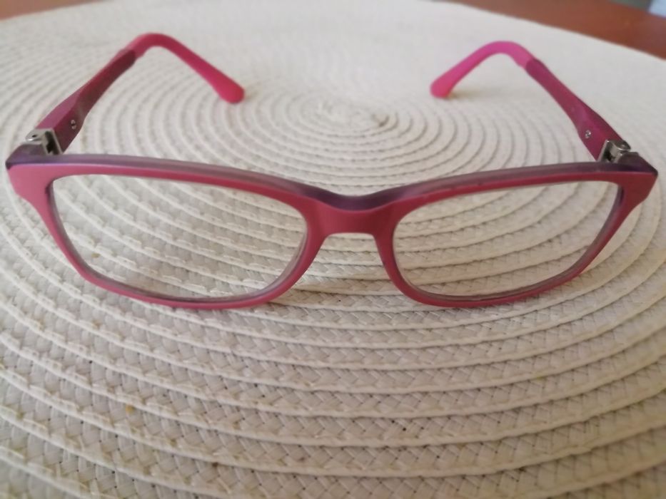 Oprawki do okularów dziecięce różowe używane