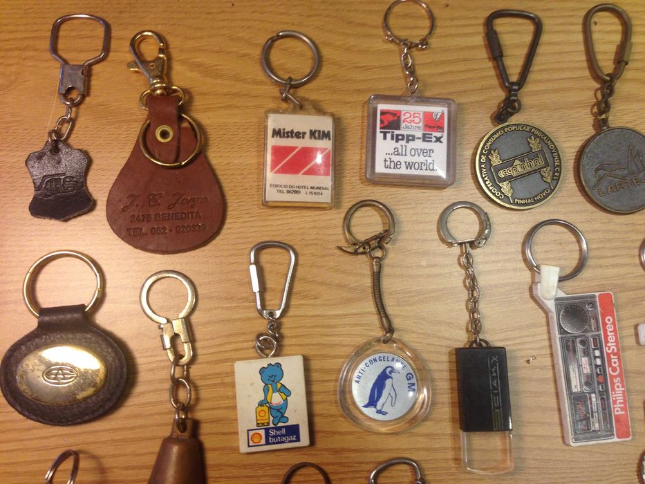 24 porta chaves dos anos 70 e 80