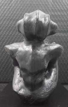 Estatueta Misteriosa Muito  Rara.