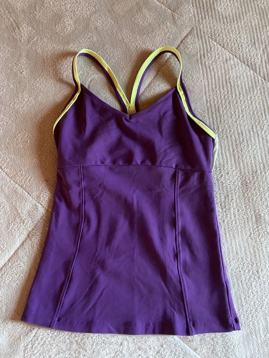 Top de desporto feminino