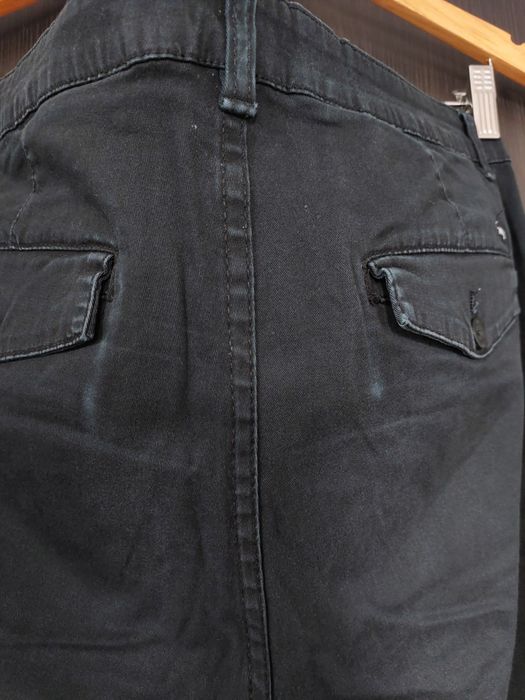 Czarne Długie Spodnie Terranova