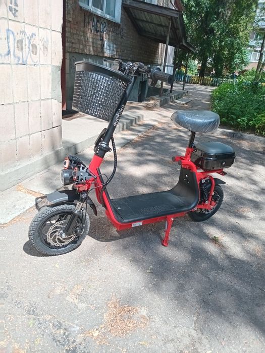 Продаю едектросамокат екобіке zen u12 max 15a