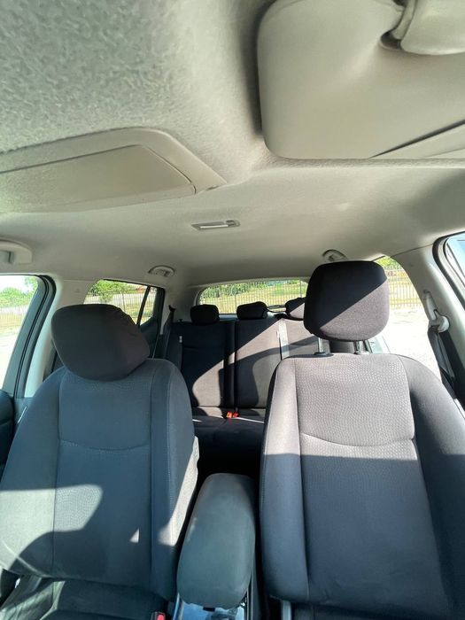 Оренда електро автомобілів Nissan leaf на довгостроковий термін