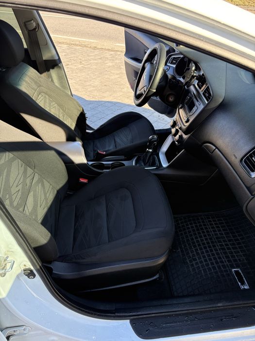 Продам Kia Ceed 2012,1.6 crdi