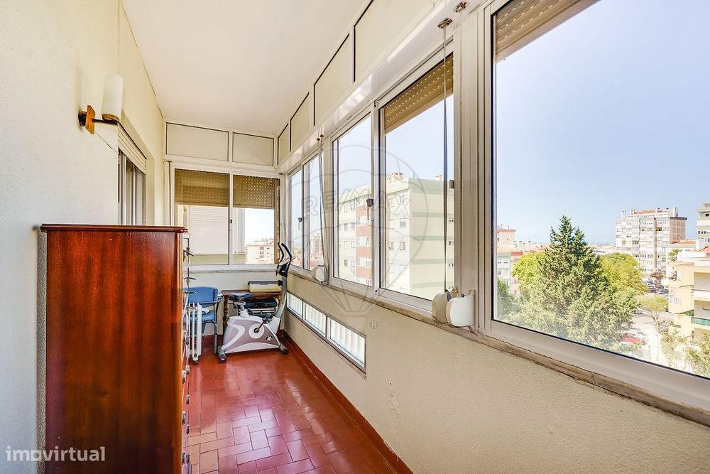 Apartamento T5 para venda