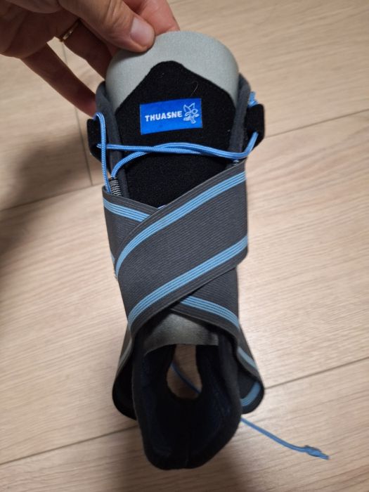 Orteza na lewą stopę kostkę S