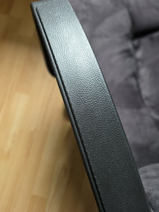 Krzesło biurowe na kółkach