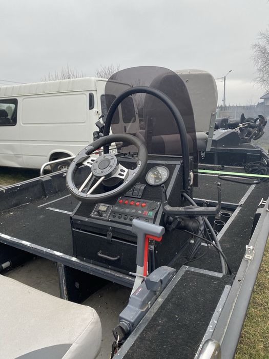 Łodka wędkarska aluminiowa yamaha 25km