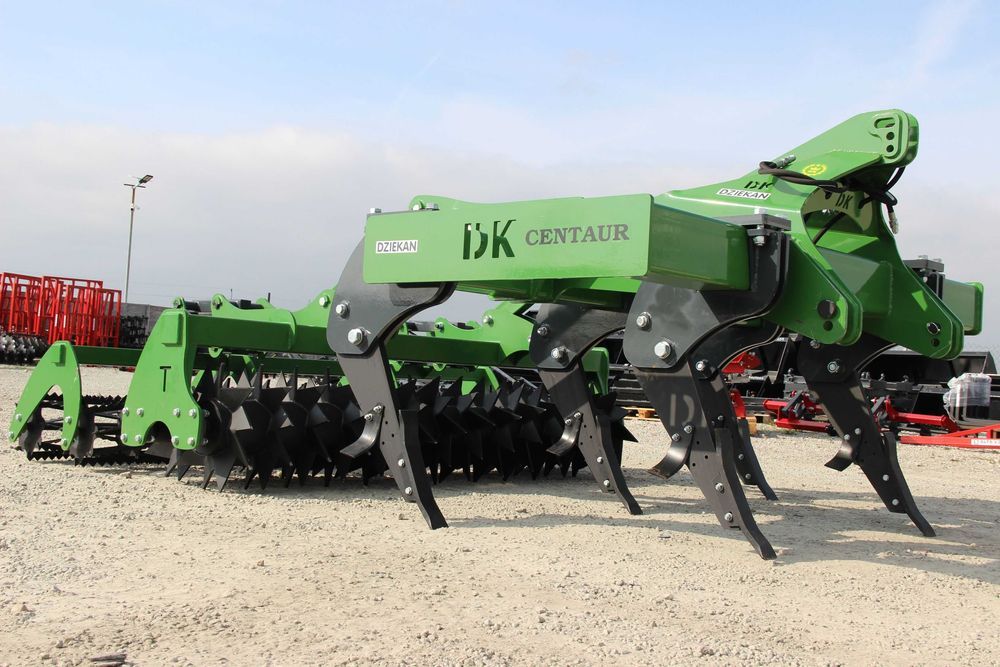 Pług dłutowy bezorkowy ciężki agregat Dziekan Centaur głębosz 2,5m-4,0