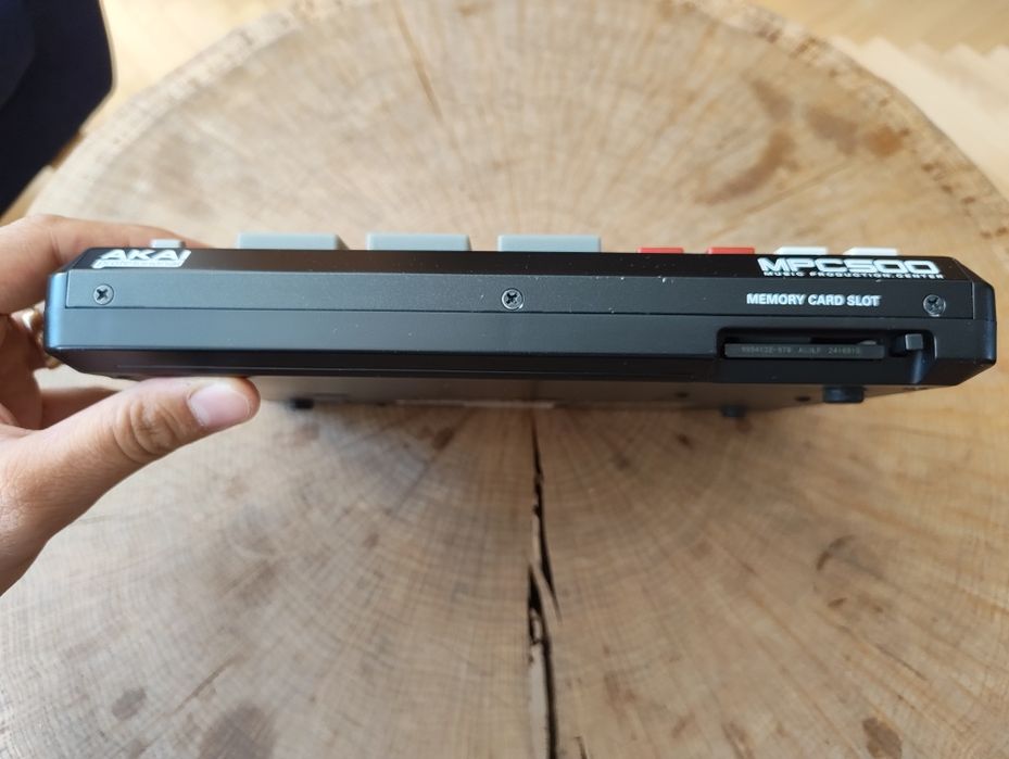 Akai MPC 500 full opcja - sampler / sekwencer