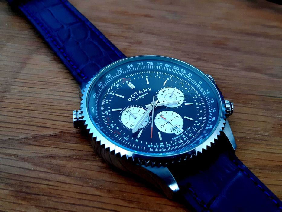 ROTARY  szwajcarski chronograf 100 metrów  super stan