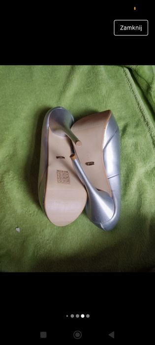 Srebrne buty na obcasie  nowe