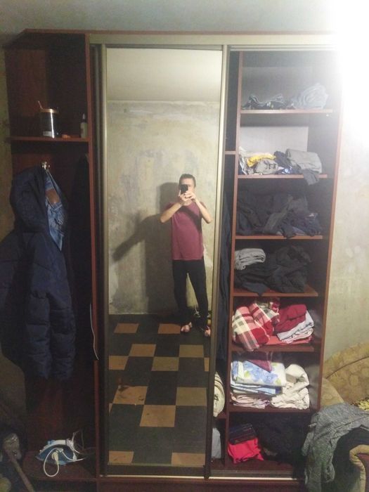 Шкаф купе дзеркальний