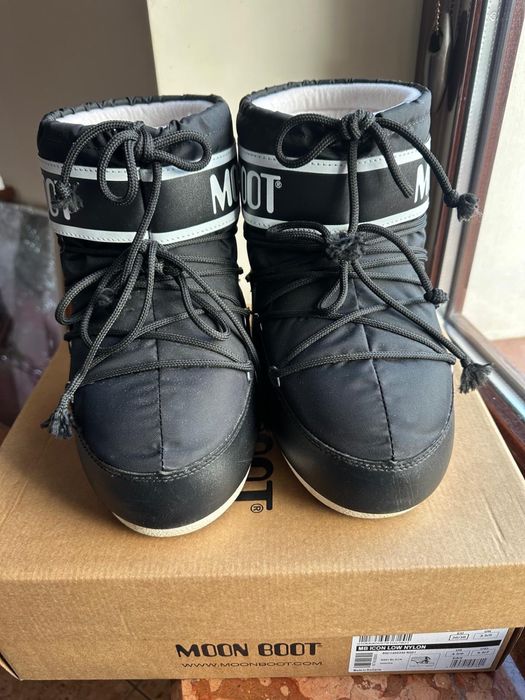 Moon Boot sniegowce czarno biale