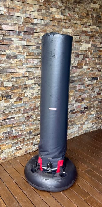 Saco de boxe insuflavel com pé + Luvas  OUTSTOCK
