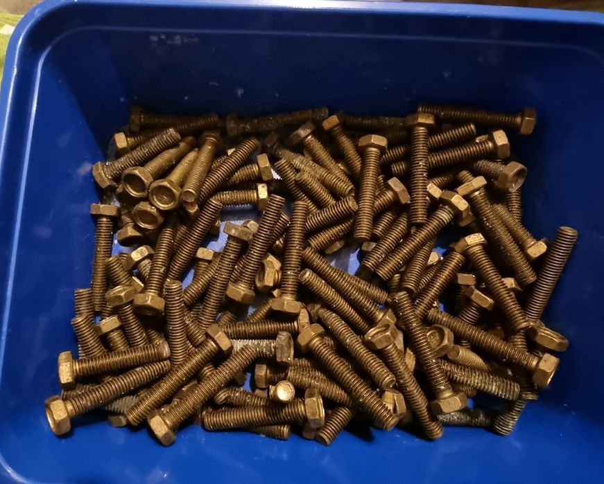 Śruby mosiężne M6x30 plus nakrętki M6