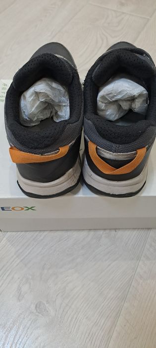 Кросівки Geox 37 розмір