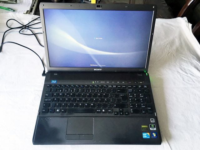 Sony VAIO i7 F12