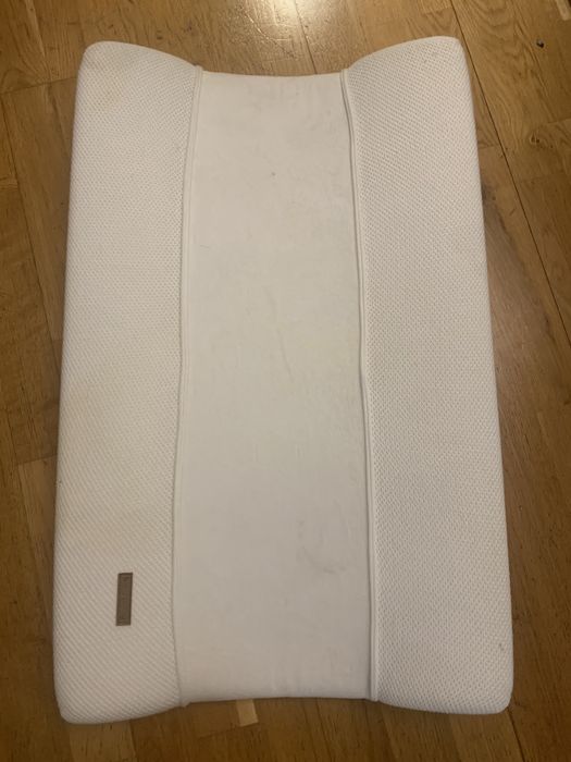 Muda fraldas com capa - boa qualidade