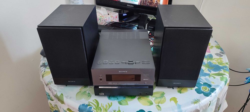 Radio, CD, USB mikrosystemа Sony CMT-BX5