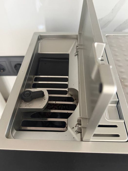 Кавомашина De’Longhi Perfecta ESAM 5400.S