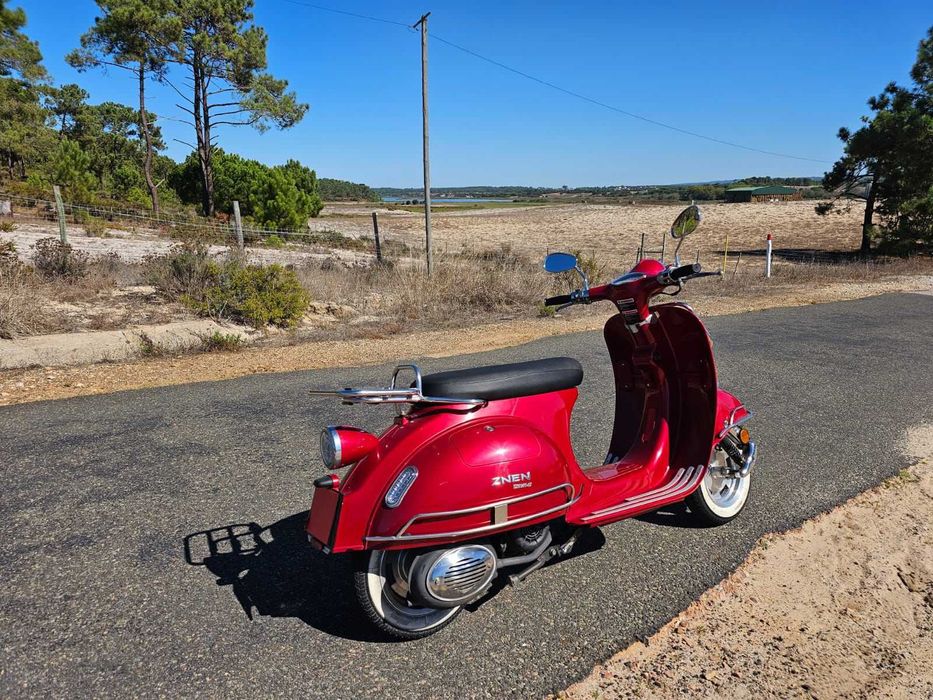 Scooter 125 estilo - 2015 - 14000 km - Lisboa