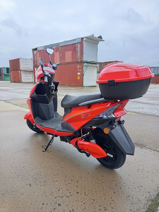 Електроскутер Ares 2500Вт, шолом у подарунок