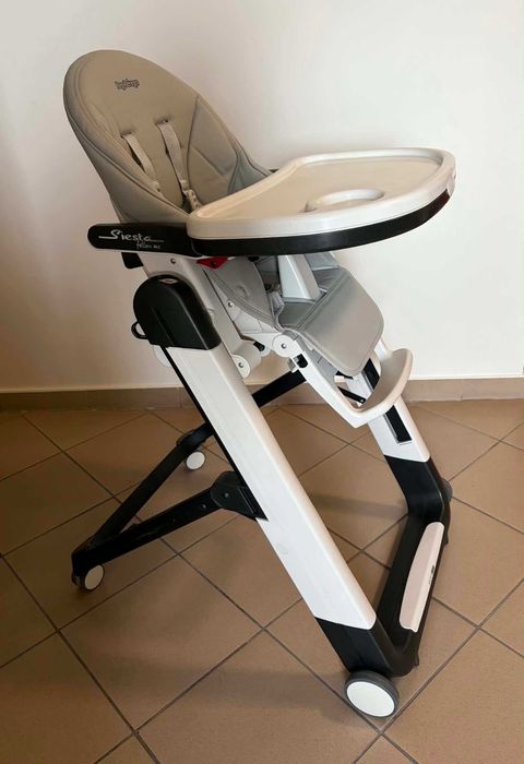PegPerego Siesta Follow Me – krzesełko do karmienia z funkcją leżaczka (0-15 kg) + gratis wkład Baby Cushion