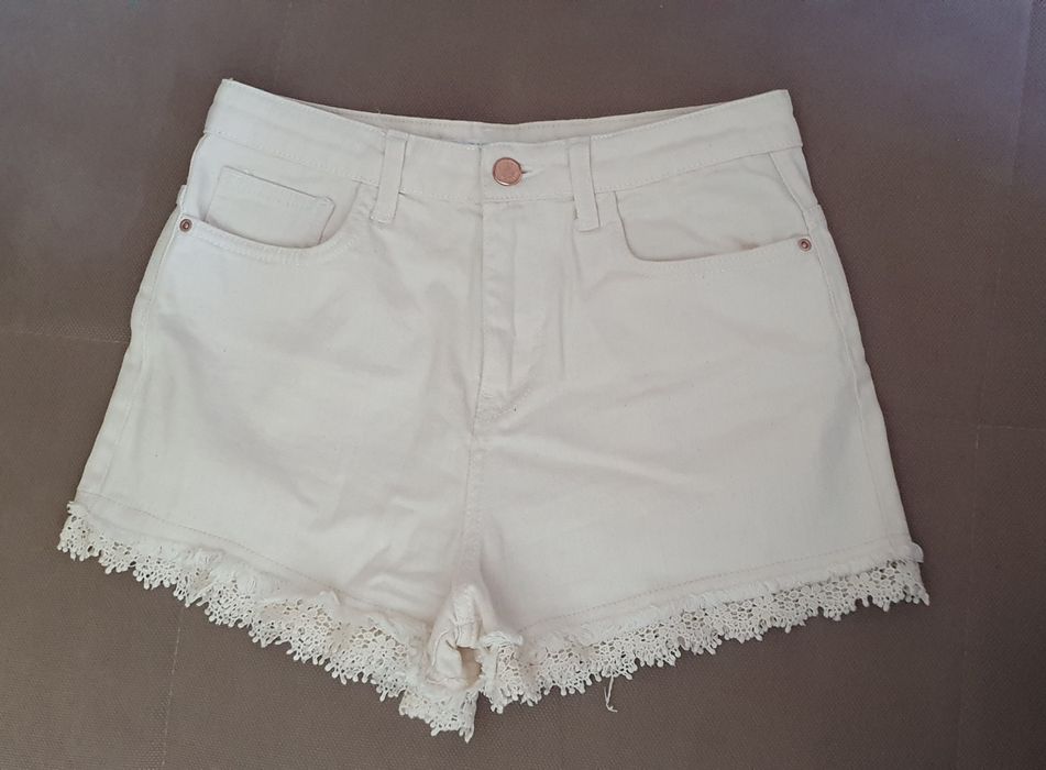 Short branco mulher Zara

Marca Zara
Tamanho 40



Para