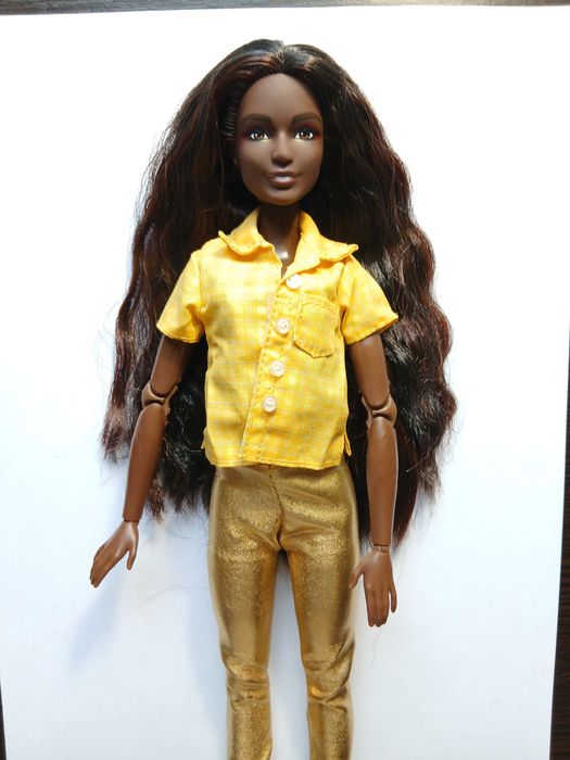 Ляльки Barbie,  monster high, Rainbow High та інше