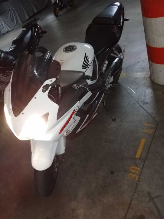 HONDA CBR 600F sport