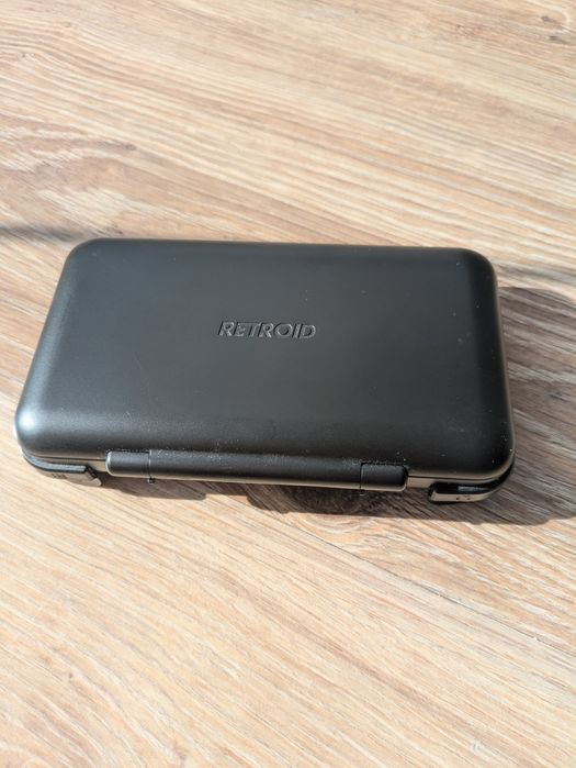 Retroid Pocket Flip unikat