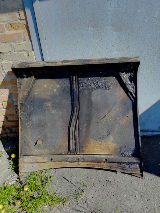 Кузовні деталі до москвичів