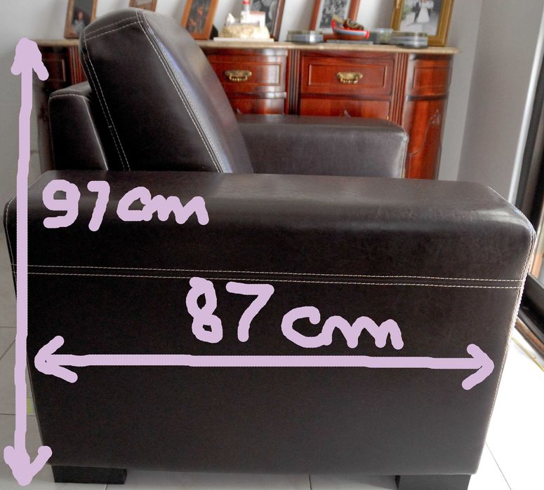 Jogo de sofás em pele