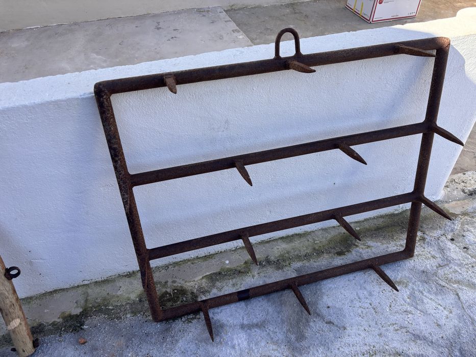 Grade de bois ferro antiga