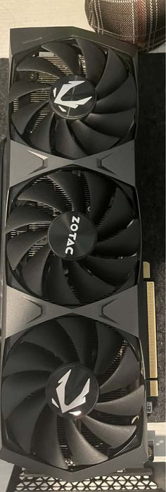 RTX 3070 TI Zotac Trinity