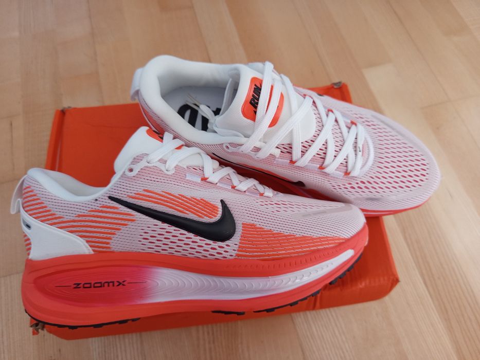 Buty Nike Vomero 18 r.40