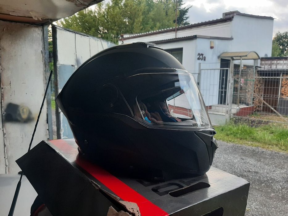 Kask motocyklowy szczękowy