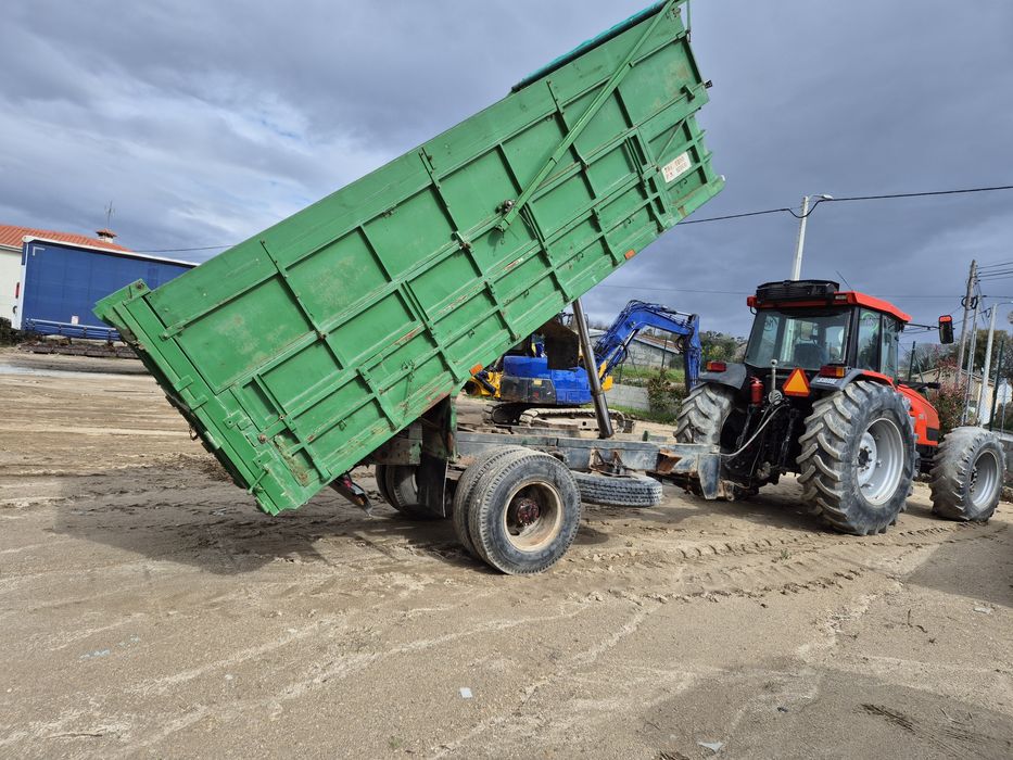 Reboque agricola basculante 15 Ton
