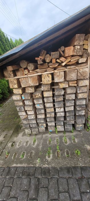 Drewno beki deski krawędziaki