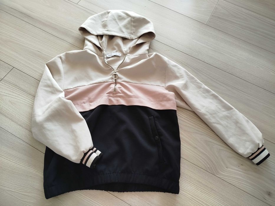 Bluza dziewczęca z kapturem używana Zara, rozmiar 152