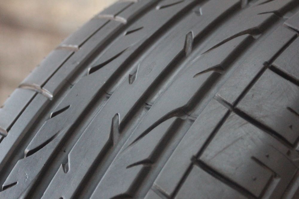 235/55/19 Bridgestone Dueler H/P Sport 235/55 R19