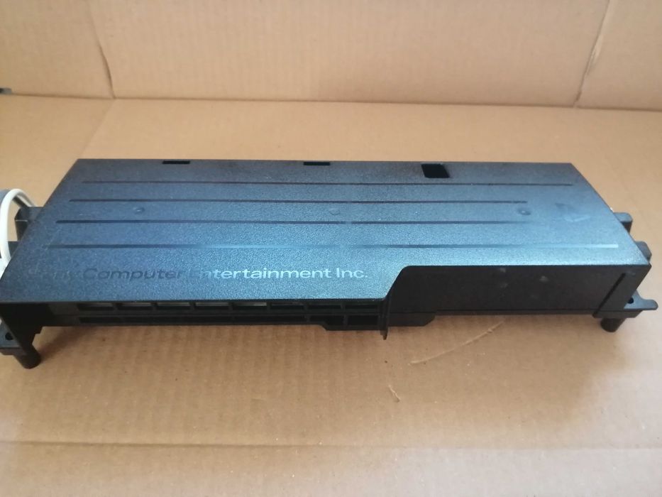Zasilacz Playstation 3 PS3 Slim