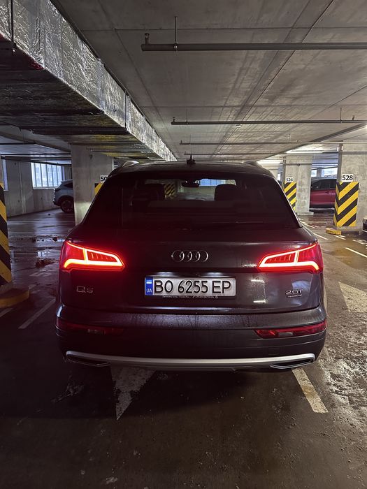 Audi Q5 2018 premium plus