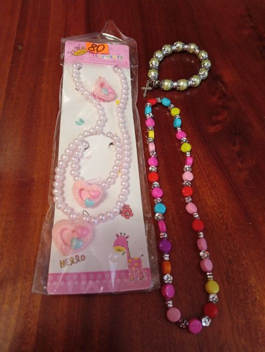 Біжутерія розпродаж