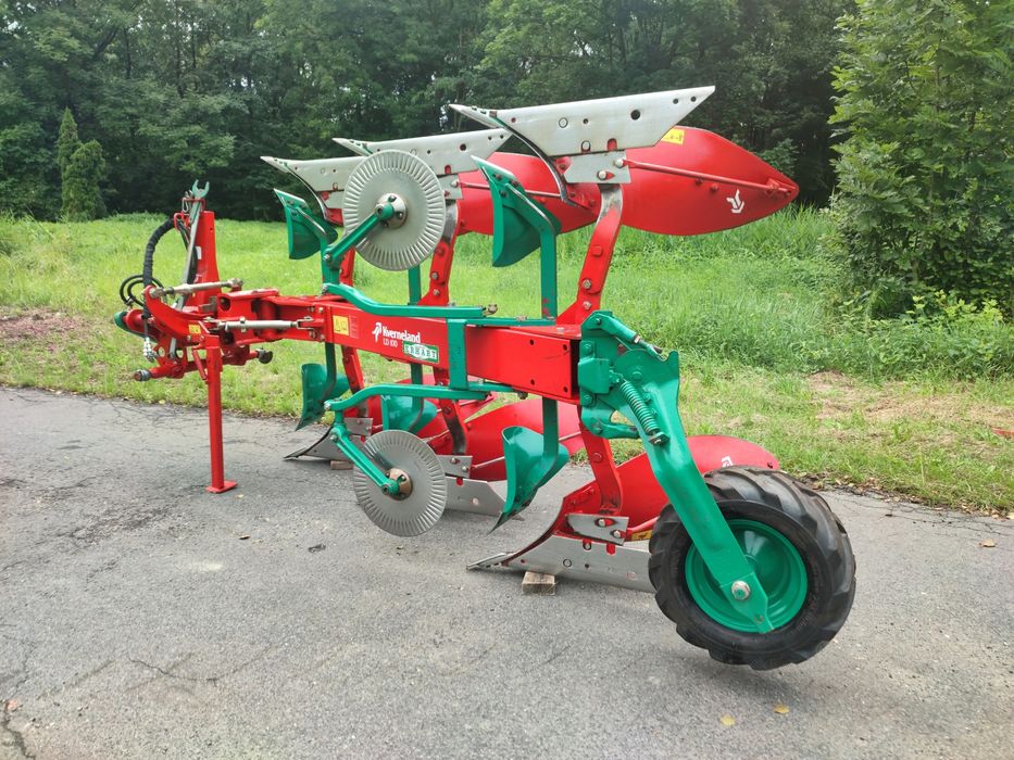 Kverneland LD 100 pług obrotowy 3 skibowy lemken vogel noot