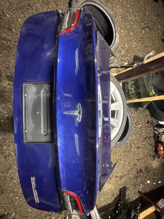 Ляда Багажник Кришка багажника Tesla Model 3 синя PPSB