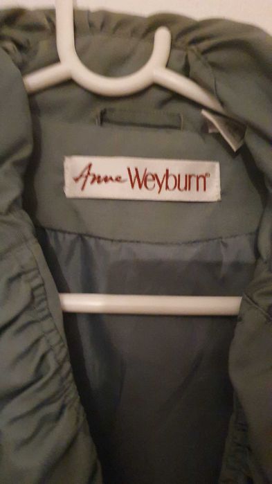 Parka lidíssima usada no máximo duas vezes