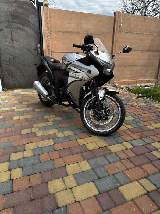 Продам спорт байк 250кубів